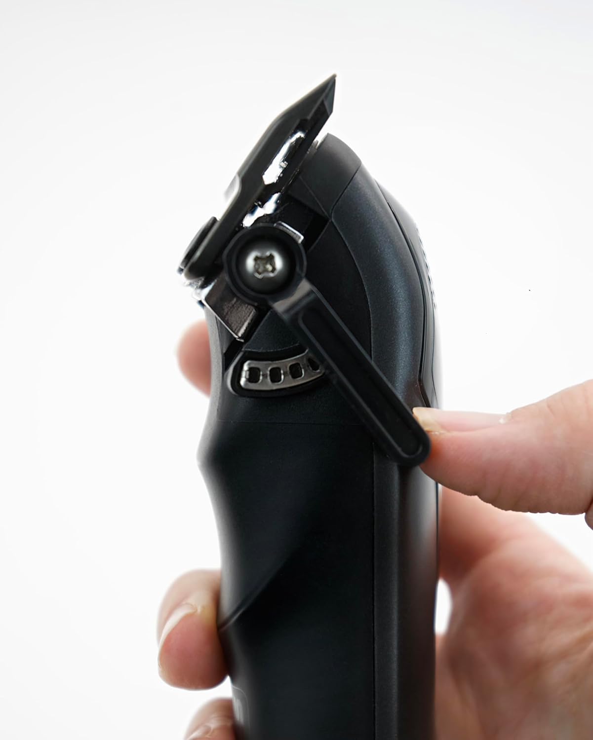 Supreme Trimmer Darkstar 72 Clipper with Magnetic Vector Motor | 180 Min Run Time, 9000 RPM Barber Hair Clipper | Low Noise, Professional Clipper DLC Blades | STC72